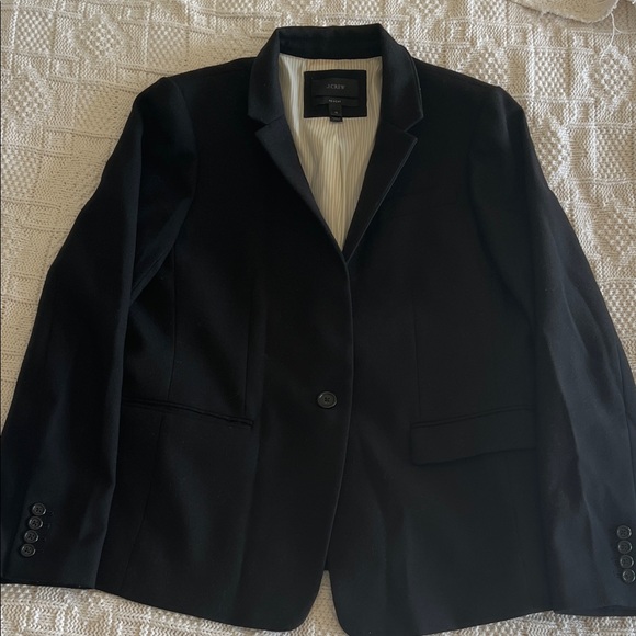 J. Crew Classic Navy Regent Women's Blazer in four-season stretch Sz 12 - Picture 3 of 11